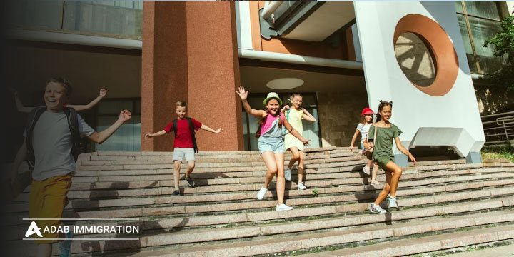 تحصیل در مدارس ایرانی کانادا | معرفی مدارس