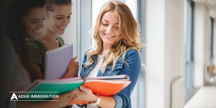 تحصیل در دبیرستان های کانادا 2024