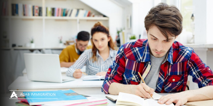 آزمون SAT چیست؟